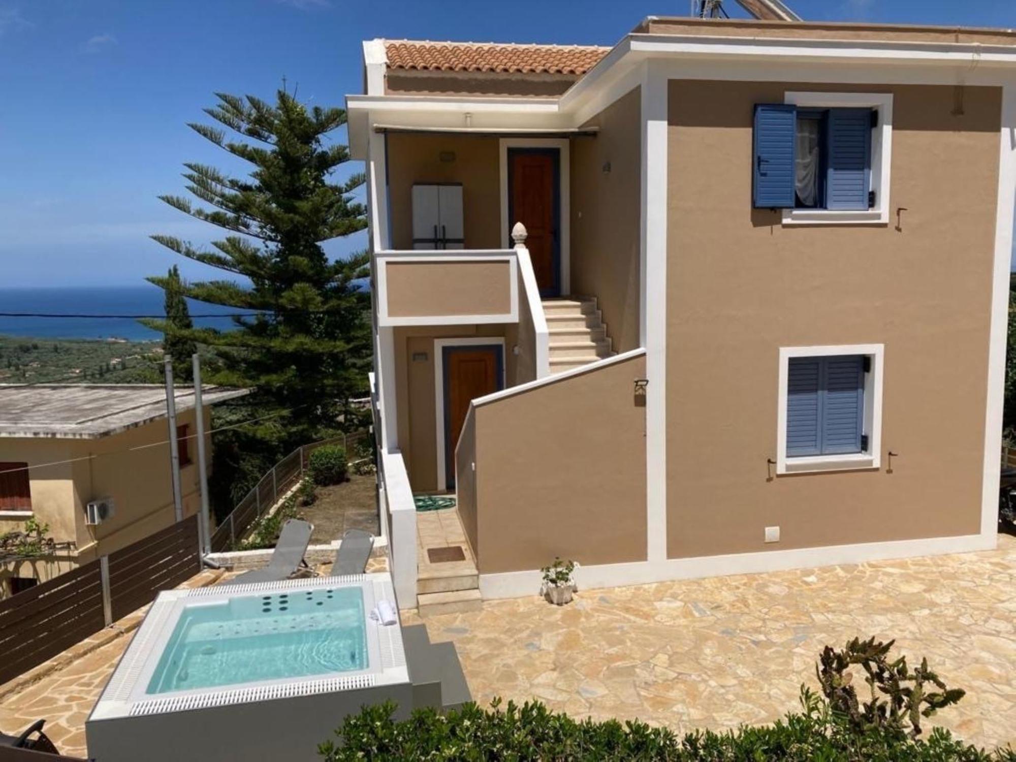 Villa Thea - Τhe View 1St Floor Ano Yerakarion Экстерьер фото