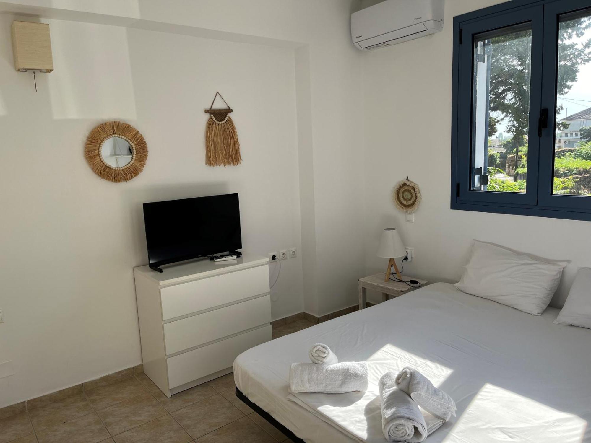 Villa Thea - Τhe View 1St Floor Ano Yerakarion Экстерьер фото